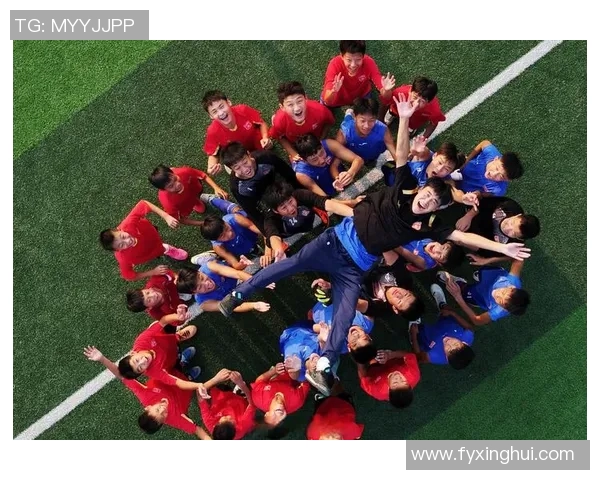 30号以后的足球明星们如何在赛场上展现个人魅力与团队精神 30号以后的足球明星们如何在赛场上展现个人魅力与团队精神